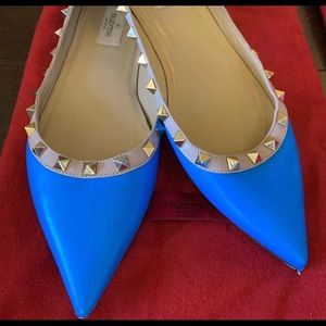 Valentino Flats